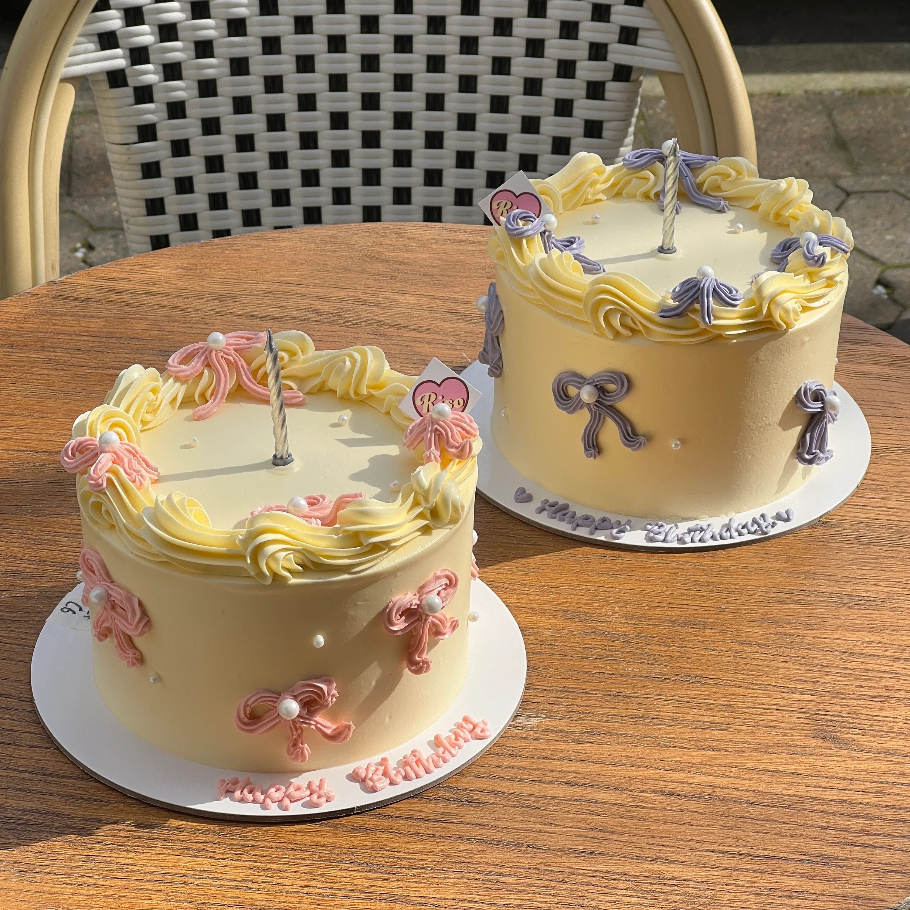 Ribbon Vintage Cake - Image 2
