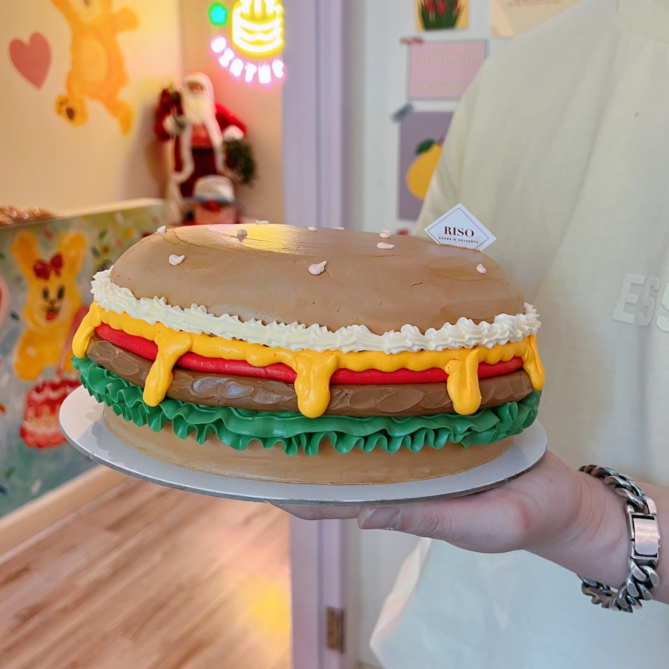 Cheese Burger Cake - Image 3