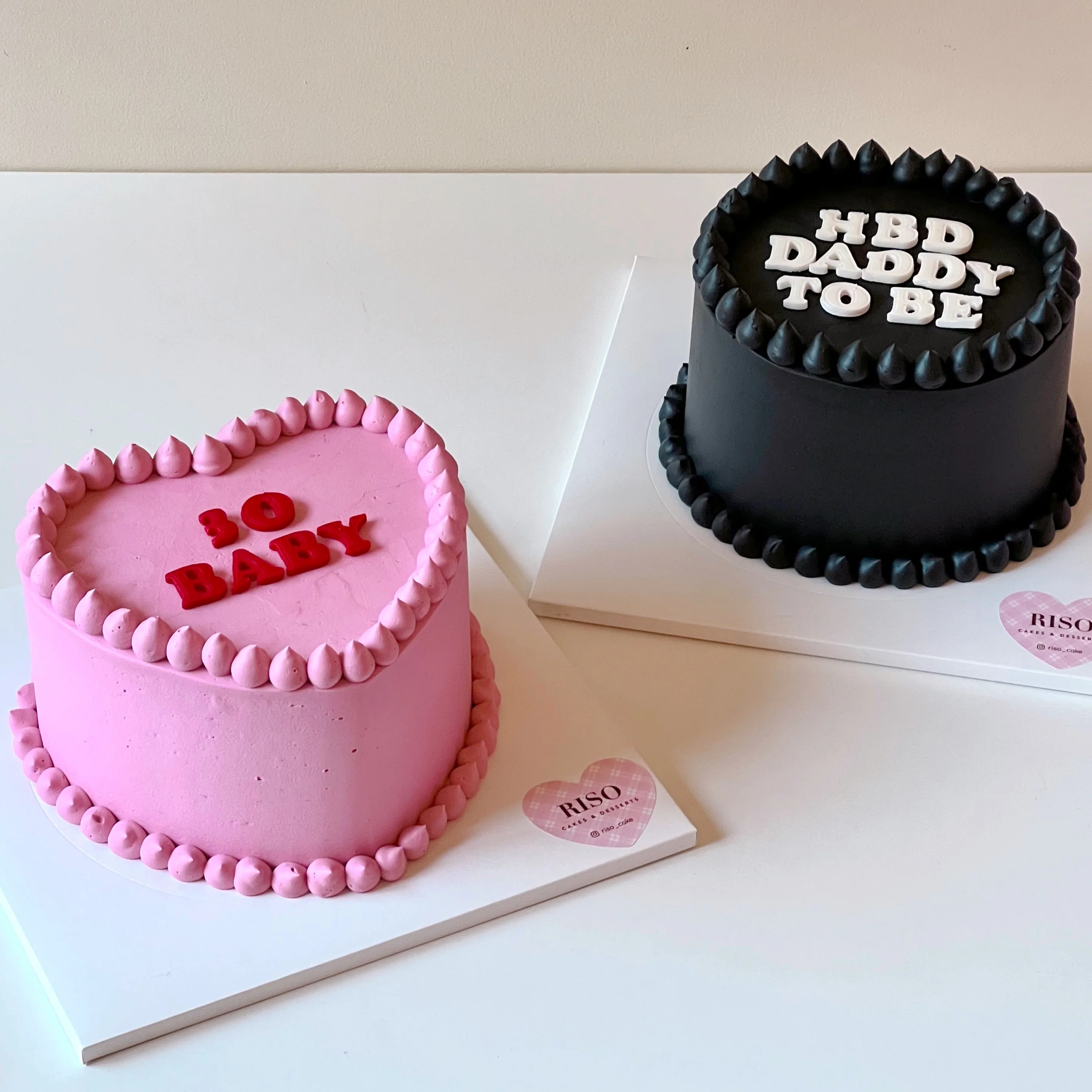 Simple Pom Pom Cake (Round/Heart) - Image 6