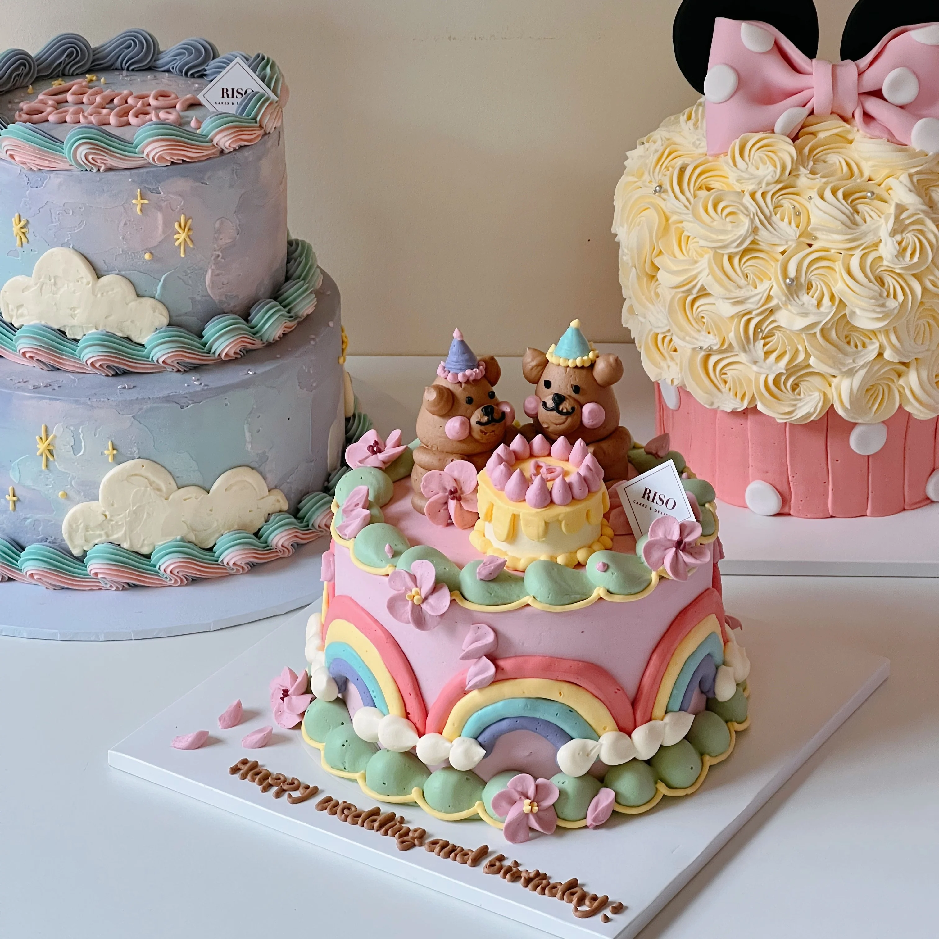 3D Flower Bear Cake - Image 3