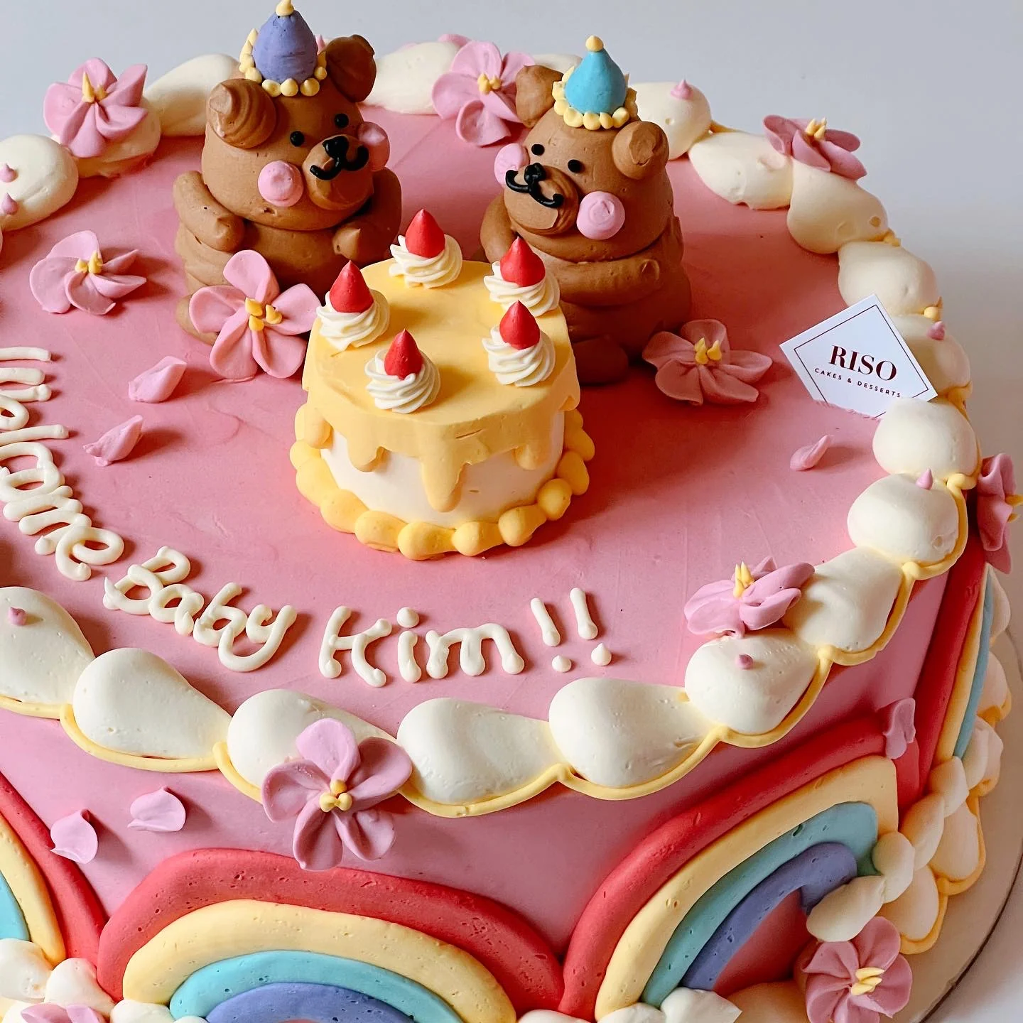3D Flower Bear Cake - Image 4