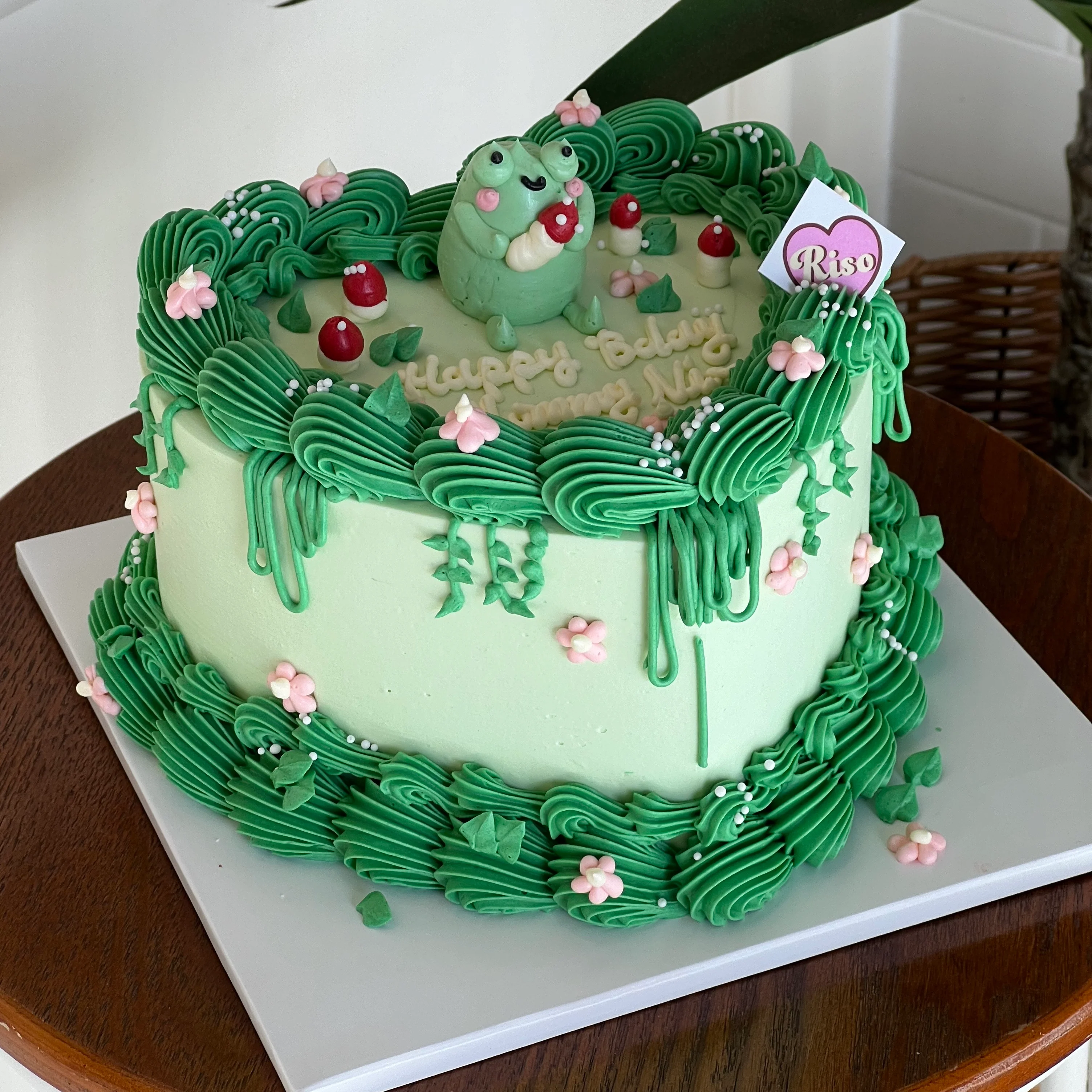 Frog in the Forest Cake (Round/Heart) - Image 2