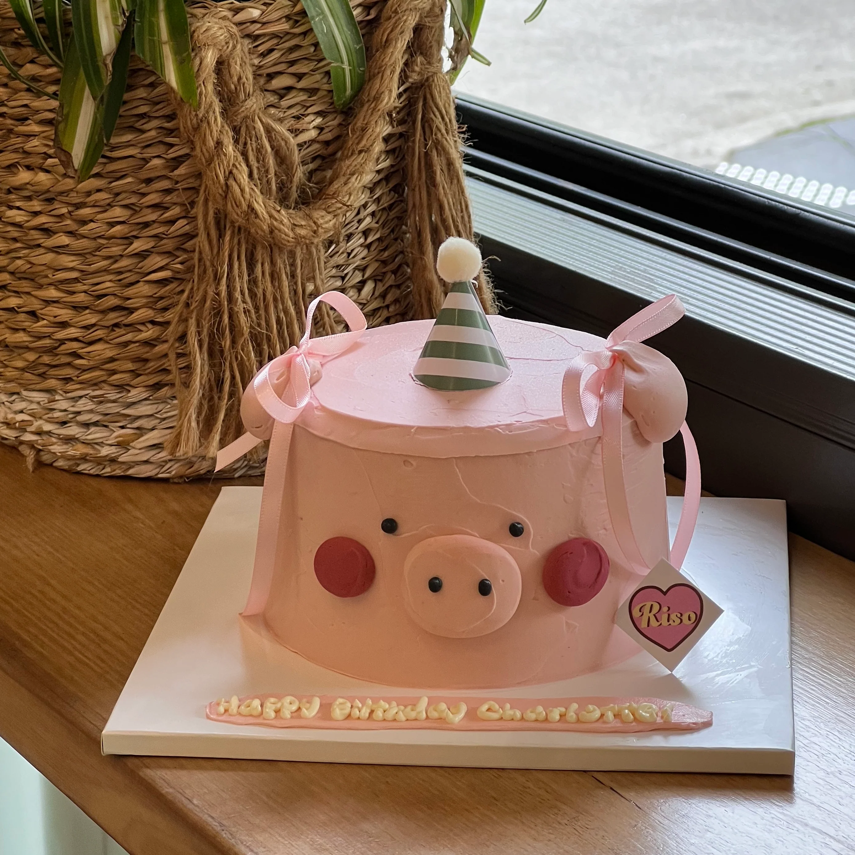 Hello Animal Cake - Image 7