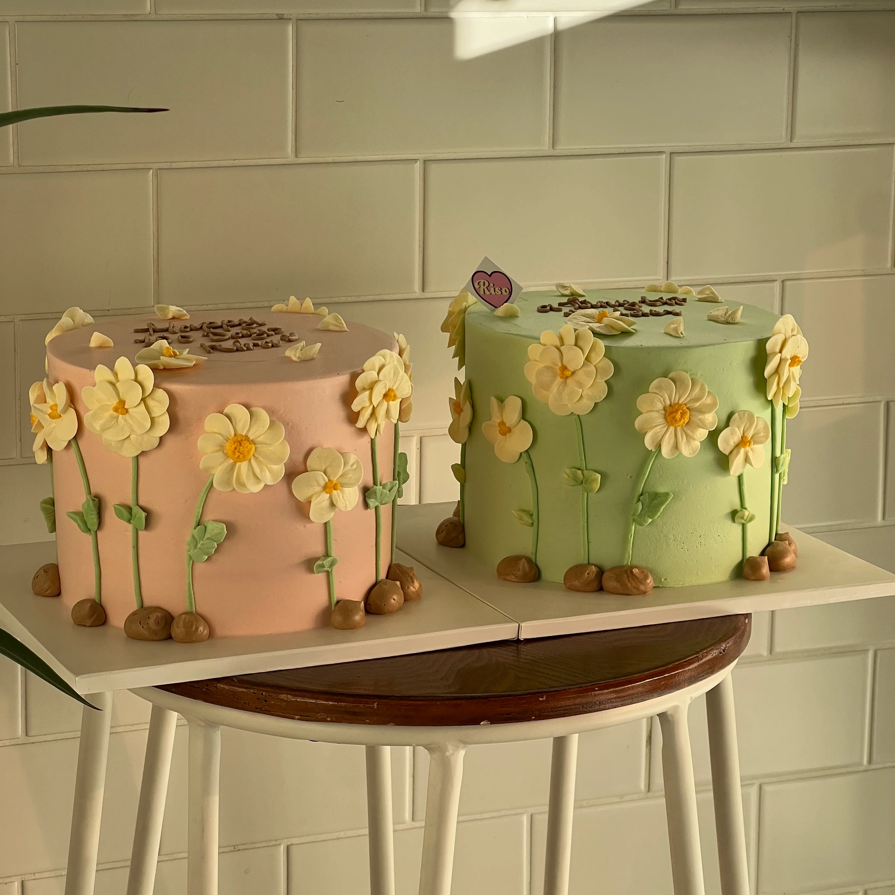 High Daisy Cake (Tall Design) (Round/Heart) - Image 7