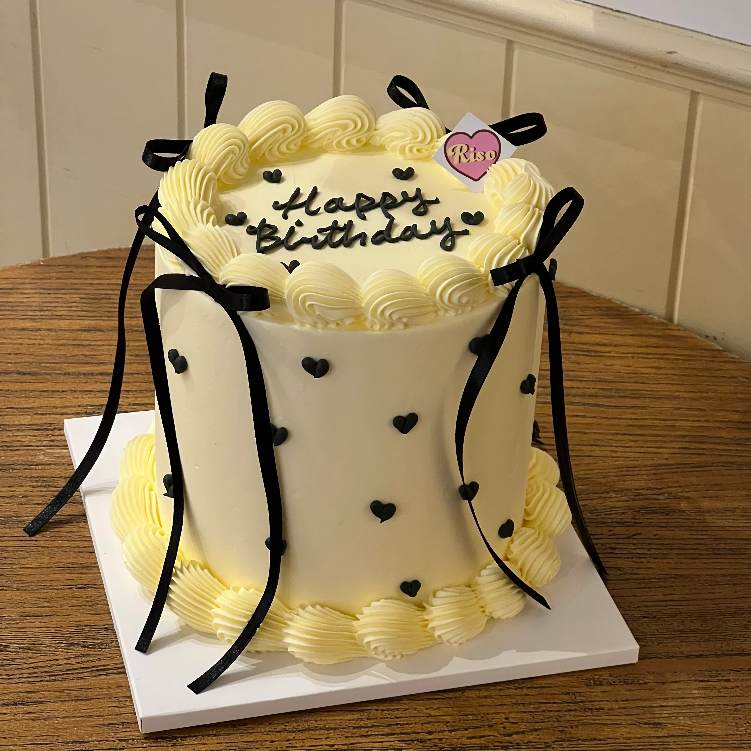 High Heart Cake (Tall Design) (Round/Heart)