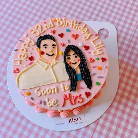 Portrait Illustration Cake (Round/Heart) - Image 4