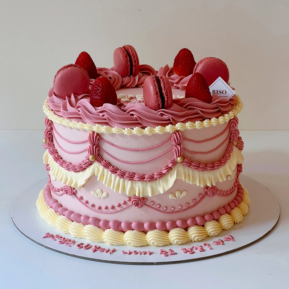 Macaron Vintage Cake (Tall Design) - Image 2