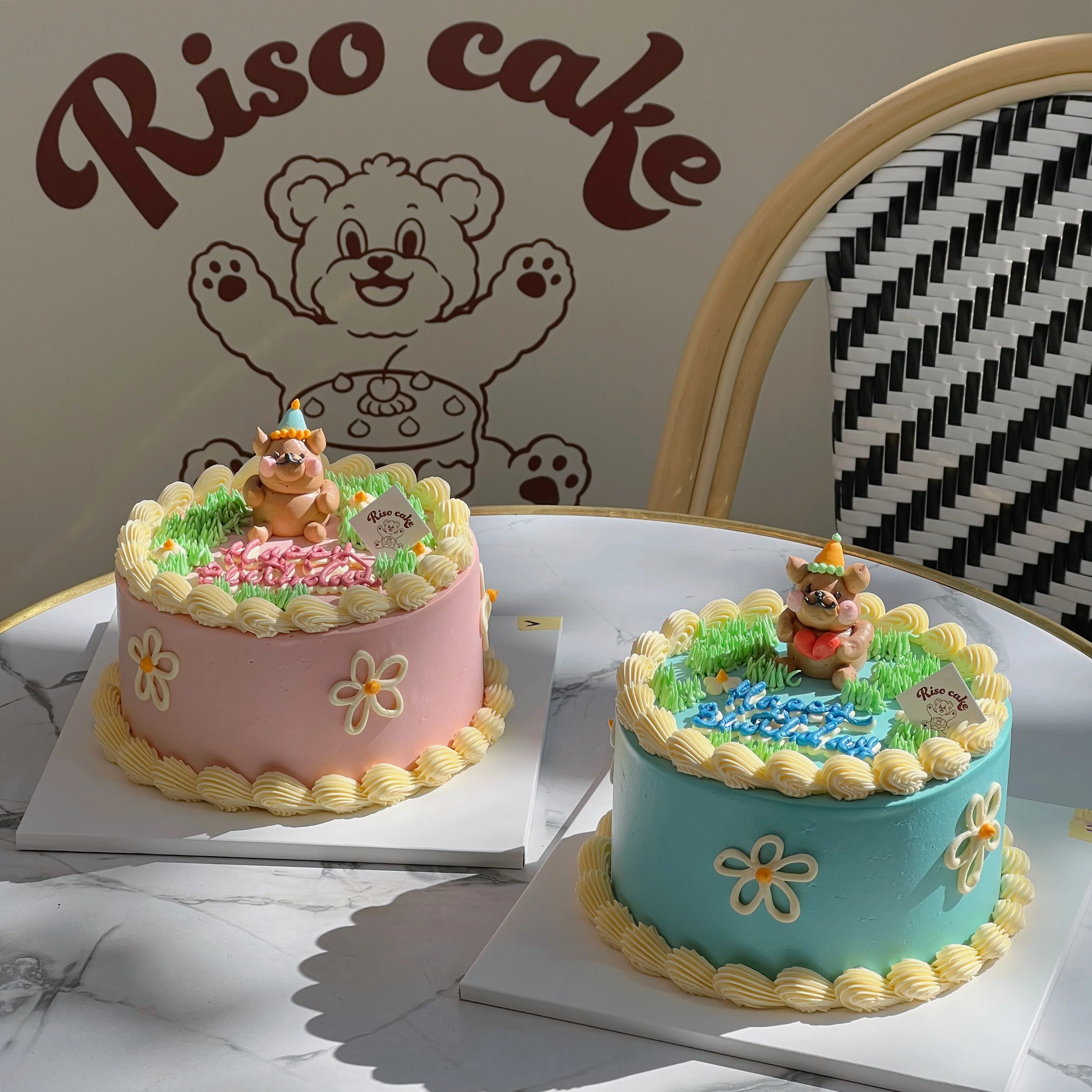 Teddy Bear's Secret Garden Cake - Image 2