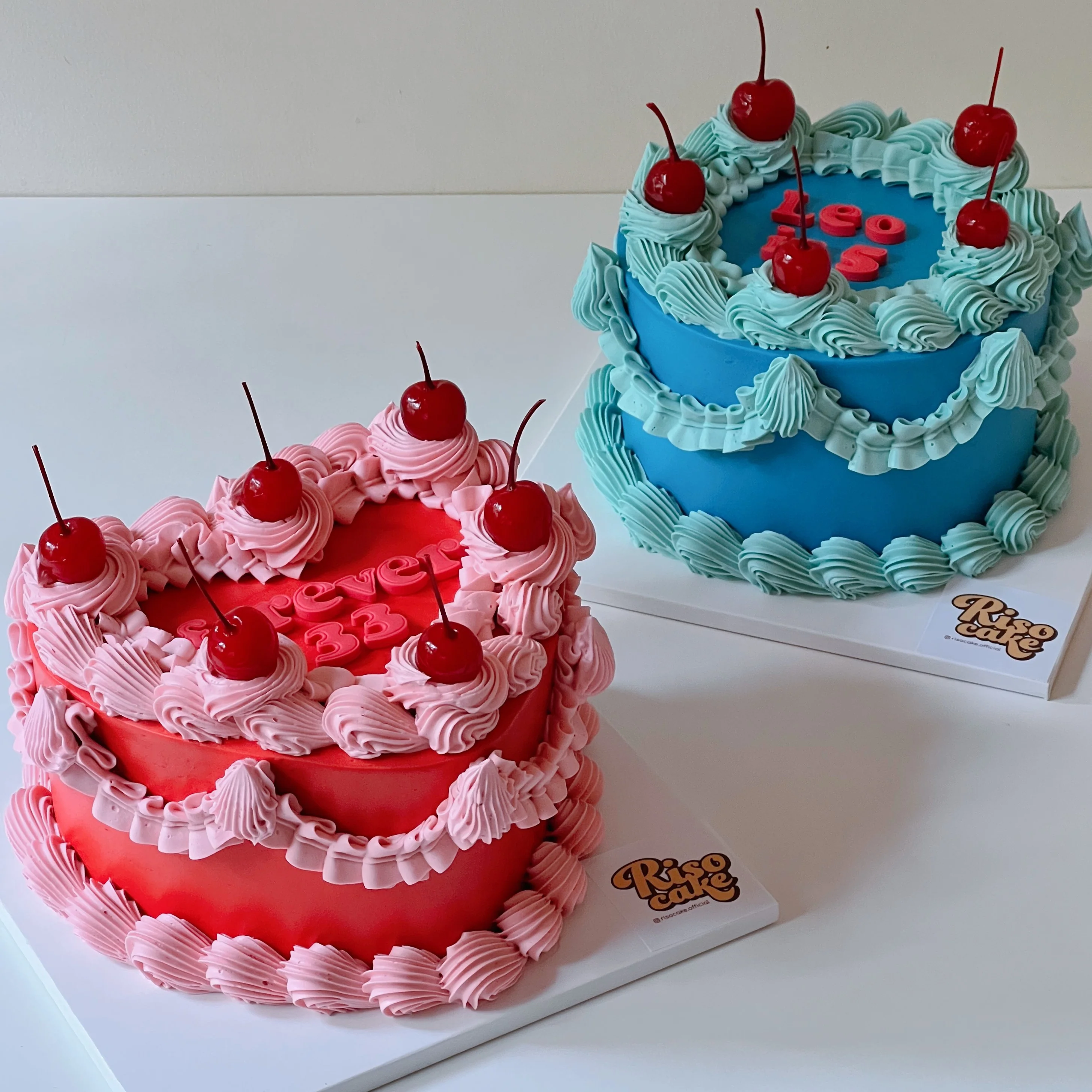 Vintage Text Cake (Round/Heart) - Image 2